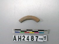 藏品(灰褐色陶環)的圖片